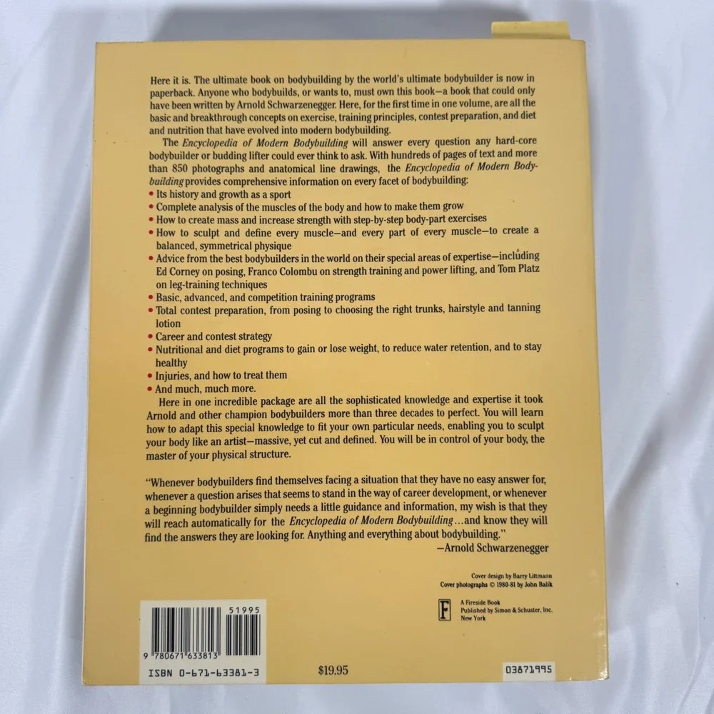 Arnold Schwarzenegger Encyclopedia of Modern Bodybuilding Paperback
